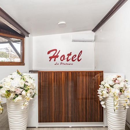 Hotel La Platouri Voluntari Buitenkant foto