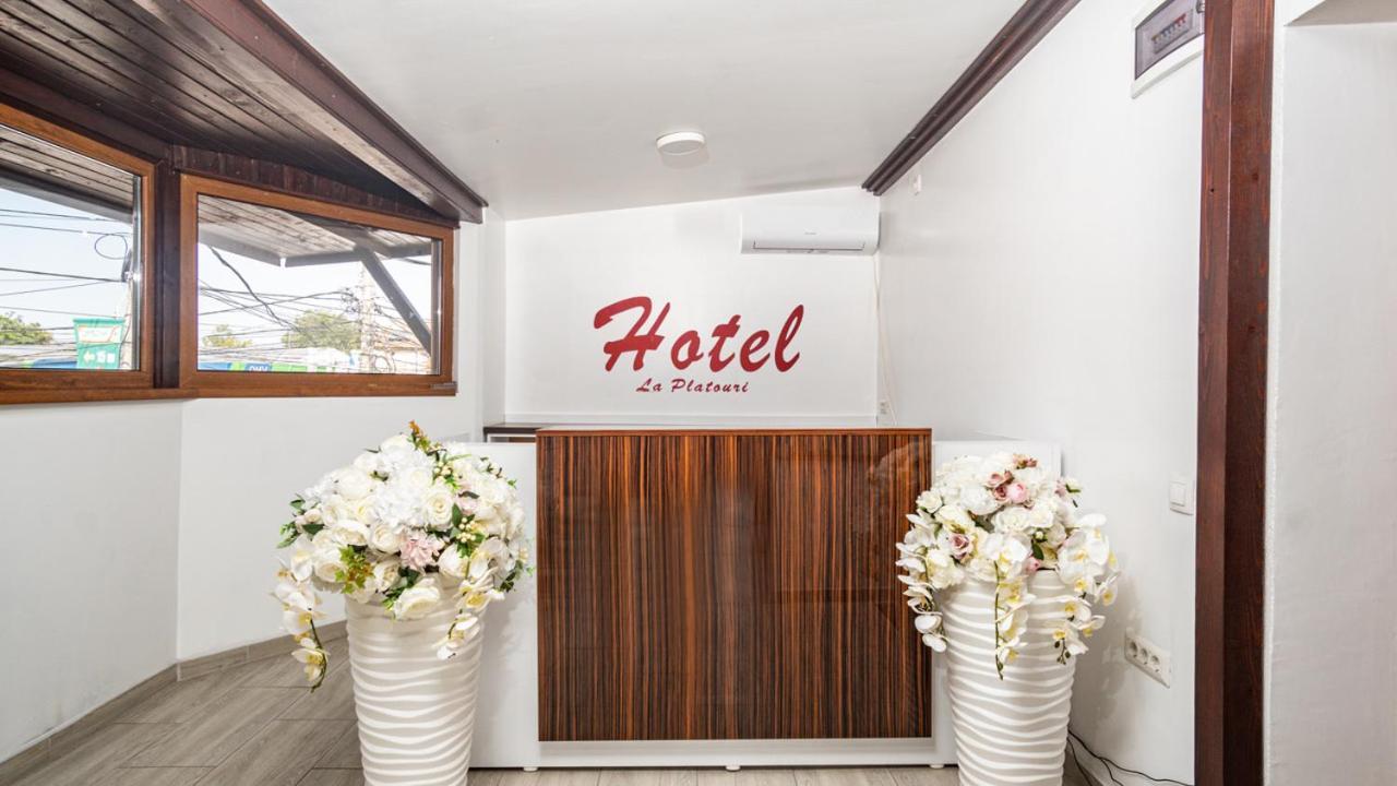 Hotel La Platouri Voluntari Buitenkant foto